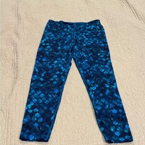 XS Salt Life Women's Sea Legs Performance Capri Leggings